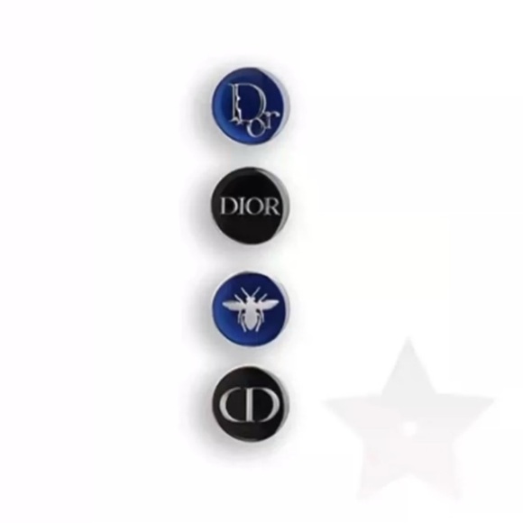 Dior beauty gift Pin badge Set of 4 Brooch - Picture 2 of 8